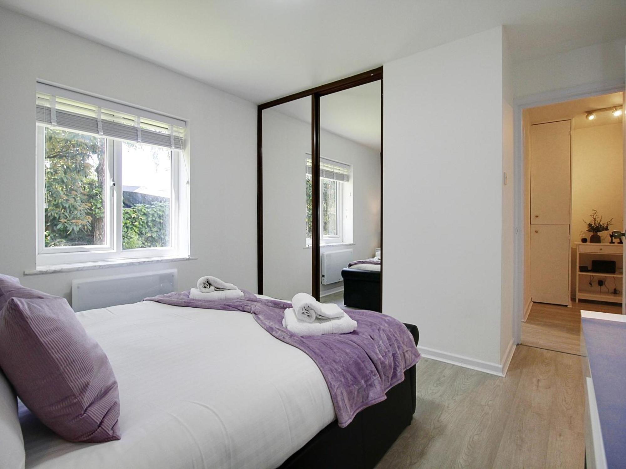 Apartament 2Bdr Flat Rg1 - Free Open Parking Reading Zewnętrze zdjęcie