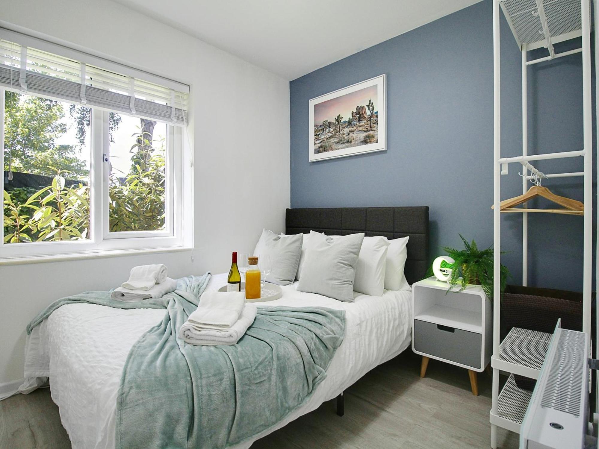 Apartament 2Bdr Flat Rg1 - Free Open Parking Reading Zewnętrze zdjęcie